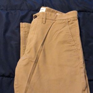 Men khaki pants